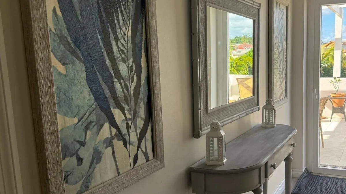 2Bed Modern Condo With Ac, Pool, Rooftop Patio, 5 Min To Beach Christchurch